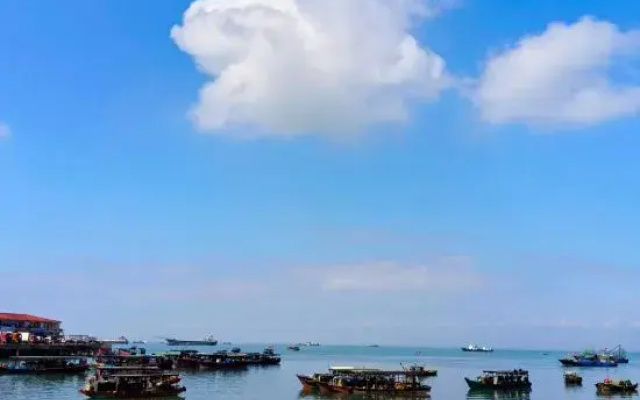 GreenTree B&B (Beihai Silver Beach)