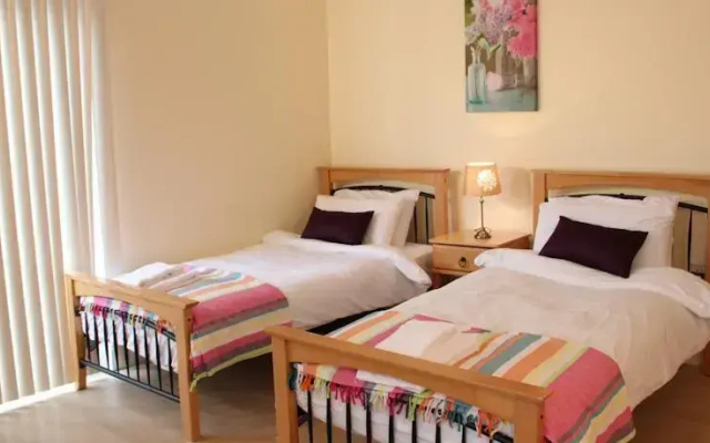 Donegan Court Aparthotel