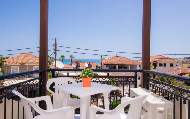 Sunbliss Studios & Apartments.