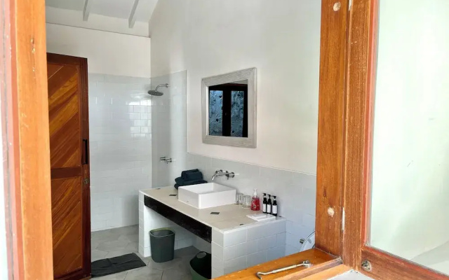 Charming Two Bedroom Villa Near Seminyak