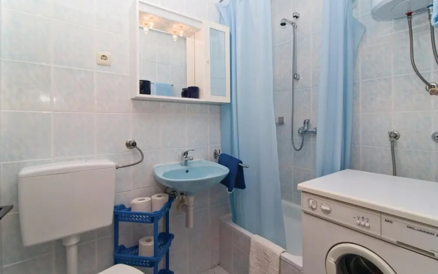 Beautiful Home in Pisak With Wifi and 2 Bedrooms