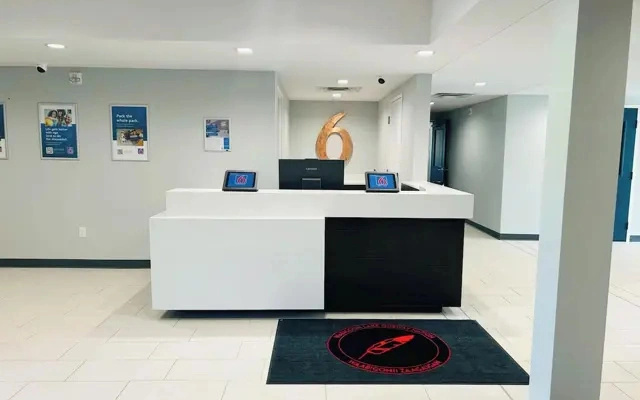 Studio 6 – Dryden, ON