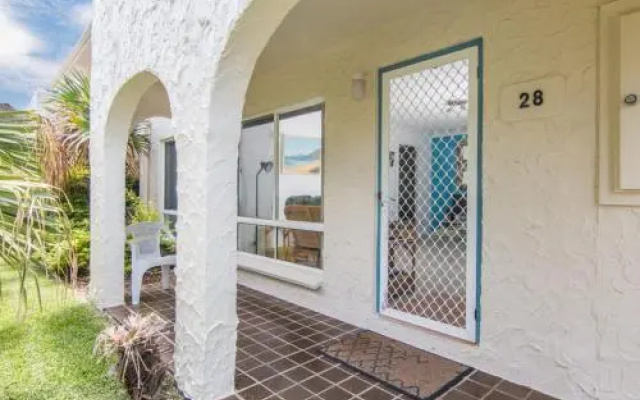 Villa Manyana Unit 28