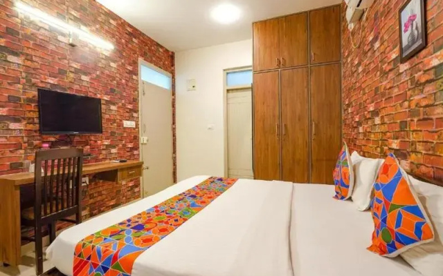 Fabexpress Kings Suites Hrbr Layout