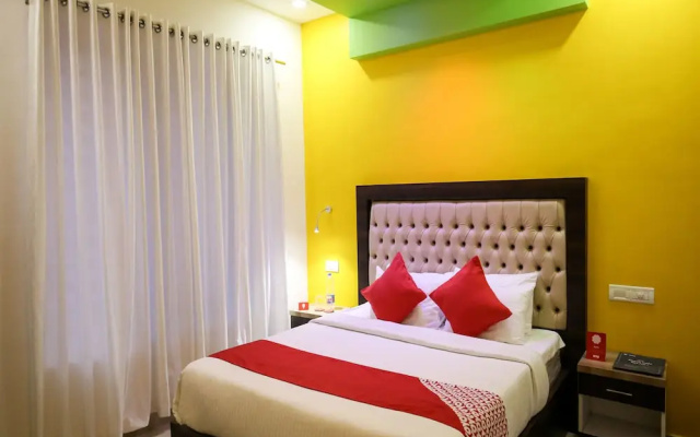 OYO 10152 Rail View Residency