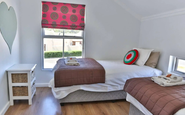 Abington Manor - Fish Hoek Guesthouse