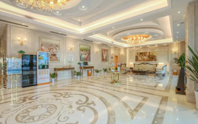 Vienna International Hotel (Zongguan Subway Station Hanxi Store