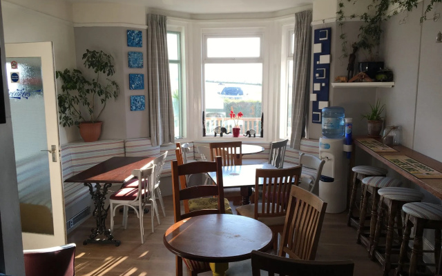 Breakers Guest House