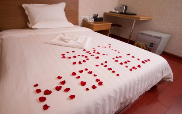 Sky Hotel