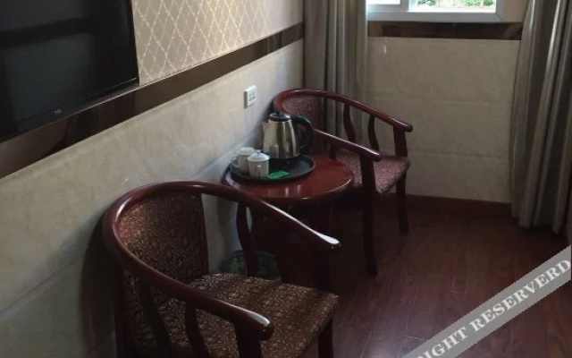 Xuxin Business Hotel