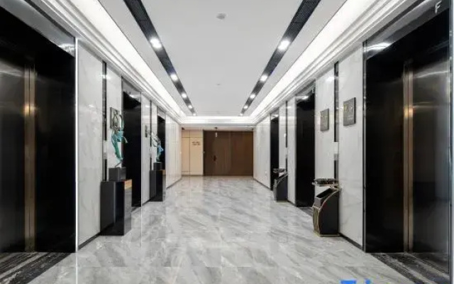 Jin Zhangye Grand Hotel (Lanzhou Wulipu Subway Station)