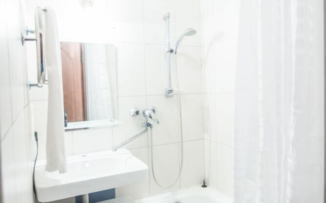 Funny Dolphins Apartments Kurskaya