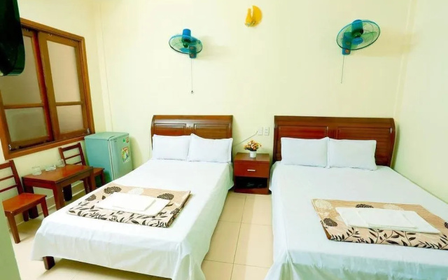 Cat Ba Rainbow Travel & Hotel