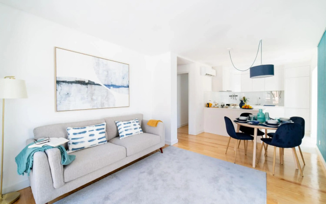 Blue by the River 2 - elegant two-bedroom in Santos
