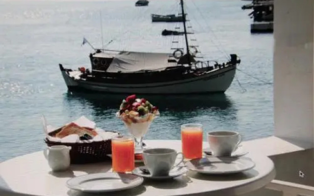 Porto Loutro I
