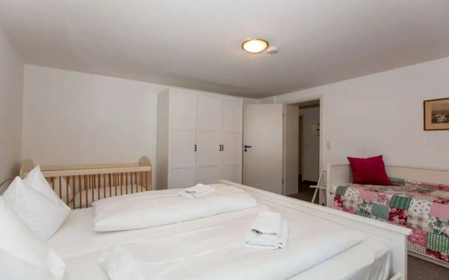 2 Villa Blanck Comfortable Holiday Residence