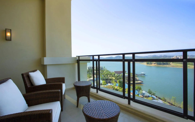 Sheraton Huizhou Bailuhu