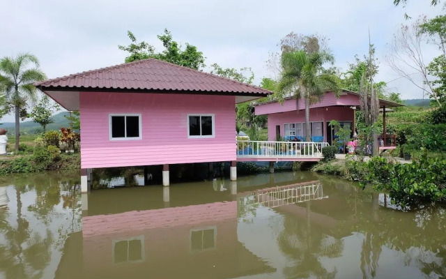 Baan Klang Nam Resort