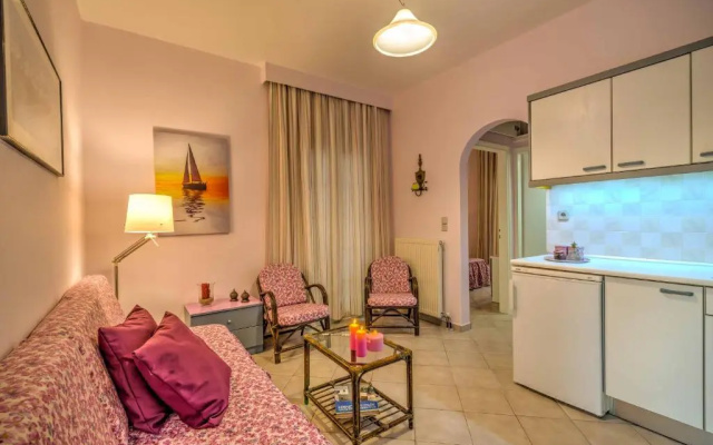 BBQ-Balcony-42Mbps-King-Backyard-Full Kitchen-2