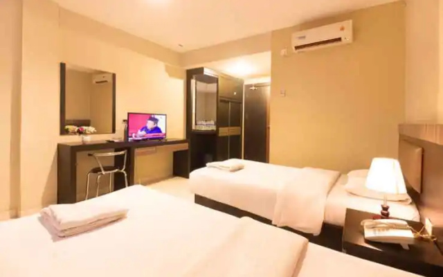 Hotel Sukajadi by Holie