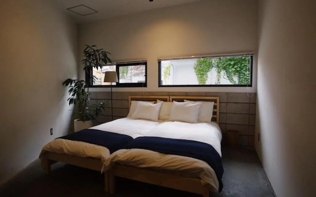 hostel mog