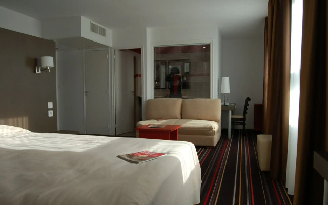 ibis Styles Segre