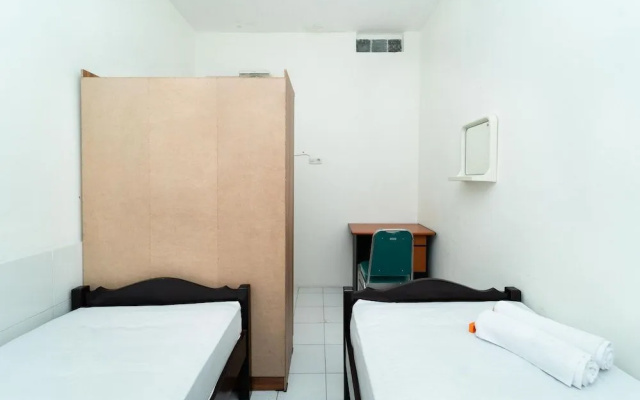KoolKost Male Syariah near SMAK Kolese Santo Yusup 2