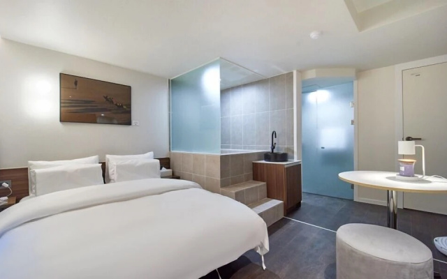 Anook Hotel Busan Nampo
