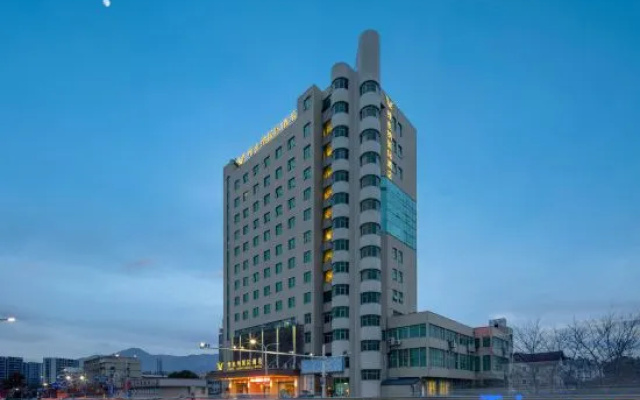 Vienna International Hotel (Tiantai Shifeng Lake Park)