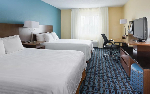 Fairfield Inn & Suites Lexington Keeneland Airport