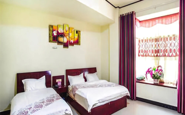 Sirilora Hotel