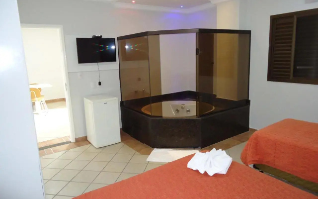 Big Executive Hotel