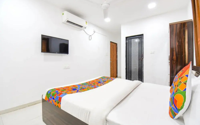 Fabexpress Silver 7 Homes