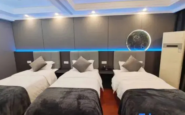 Syndra Gaming Hotel (Wuhan Fanhai CBD Hankou Railway Station)