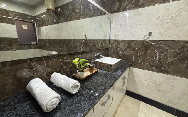 GoBravo 11 6BHK Farm with Pool Sohna Road Gurgaon