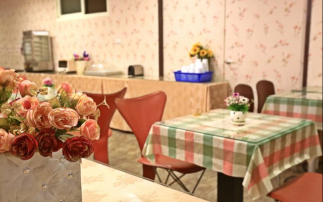 Good Friend Business Traveler Hotel