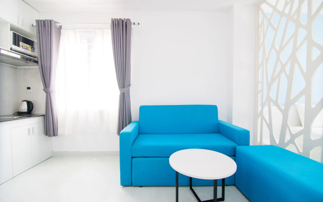 RedDoorz Plus near Nguyen Hue Walking Street