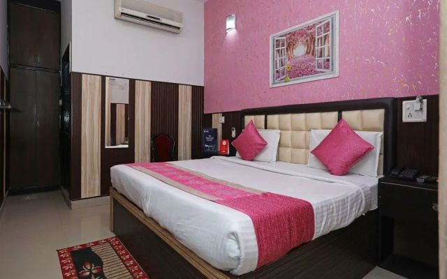 OYO 11608 Riddhee Siddhee