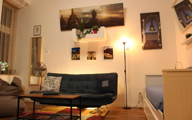 Design Apartment In The Heart Of Buda