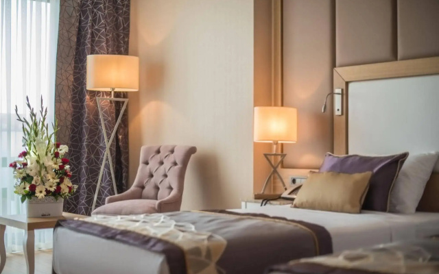 Sirius Deluxe Hotel