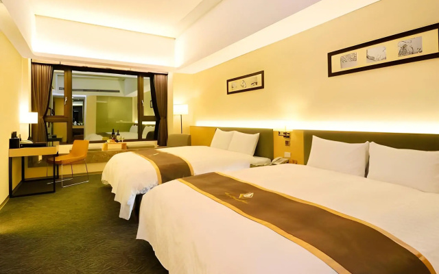 Tsun Huang Hotel