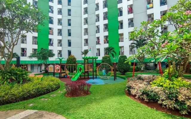 Ruang Nyaman at Apartment GreenLake View