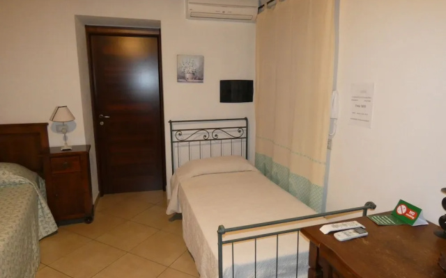 L'Antica Torre Caralis Holiday