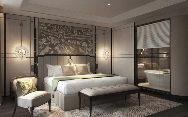 Manevi Premier Hotel