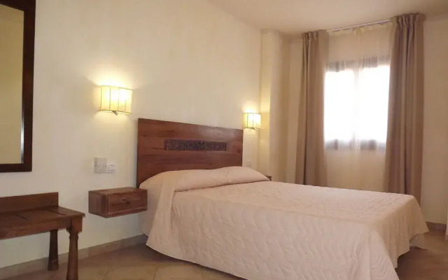 Aparthotel Tropical