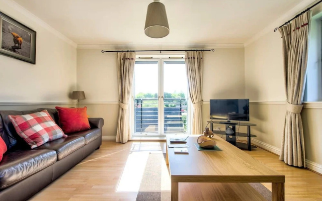 Cozy and Rustic 3bed/2bath Stockbridge Apartment With Free Parking