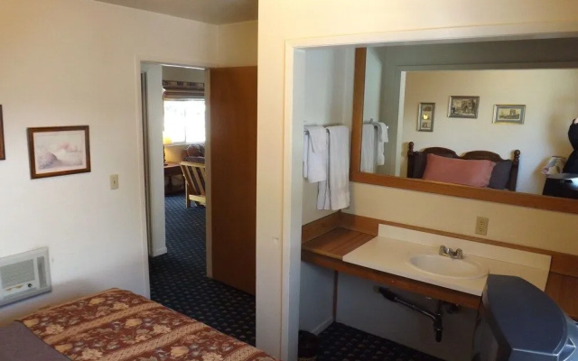 Gull Lake Lodge