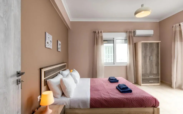 TownHall Apartment