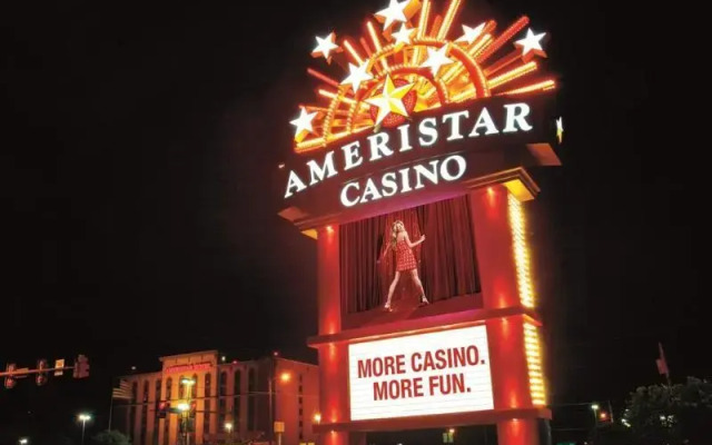 Ameristar Casino Hotel Vicksburg вид на фасад