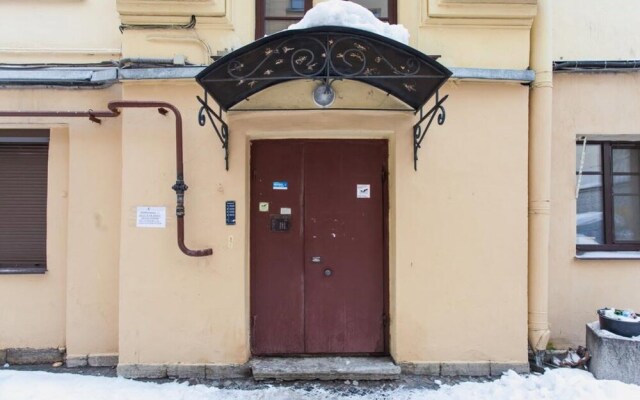 Гостевой Дом Twist Санкт-Петербург вид на фасад